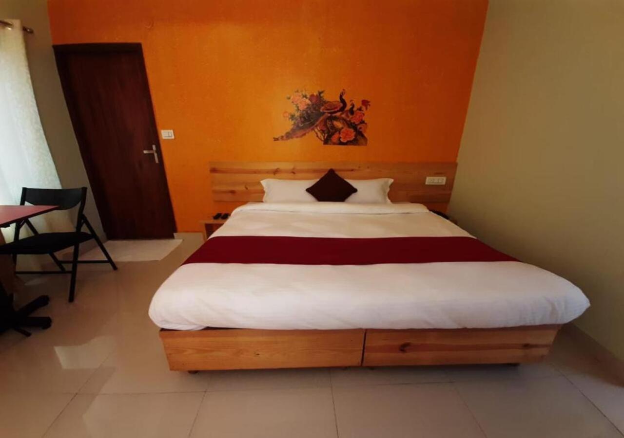 Hotel Yoga Retreat By Queens Valley Rishīkesh Esterno foto